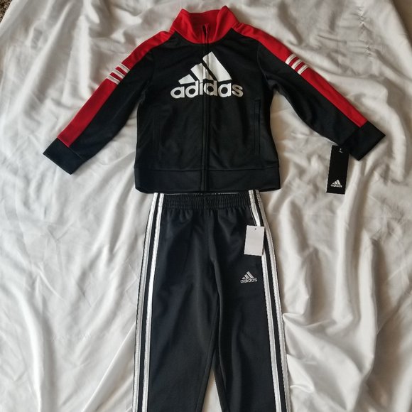 Adidas Black/Red 005 AG0334 AK11 MA Boys Tracksuit - Picture 1 of 12